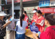 信阳市罗山县青山司法所开展赶集普法宣传活动 送法上门普及社区矫正法知识