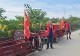 罗山县东铺镇组织志愿力量助力秋收 严守秸秆禁烧防线守护丰收